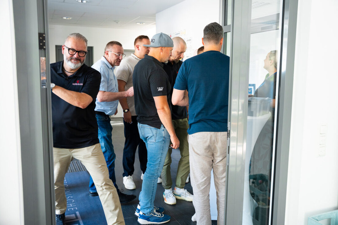 Oberschneiding. Beim BITZOpen Alumni Abend des Silicon Valley Program der TH Deggendorf am 17. Juni 2026 trafen sich fünf Teams aus der Region. Sie sprachen über Pivots, Investor Readiness und Finanzierungen bis 13 Millionen.