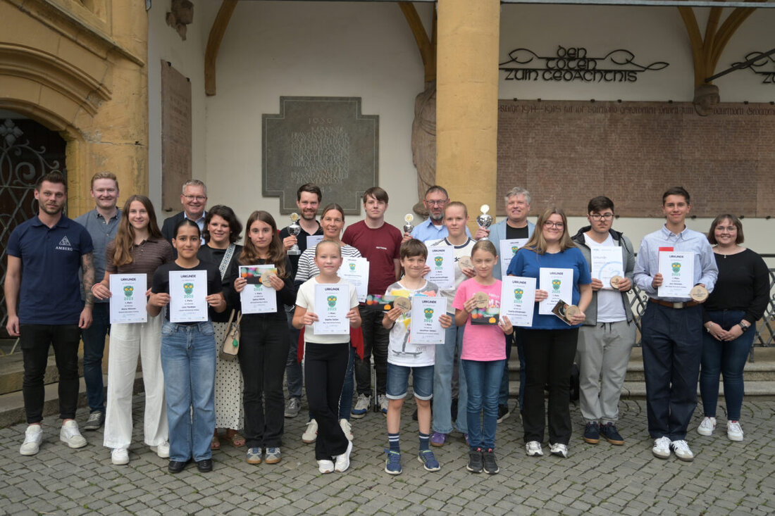 Amberg. Radeln macht Spaß, ist gesund und motiviert gleichermaßen. Das untermauert auch die Rekordteilnahme von 1.651 Aktiven, die sich in diesem Jahr am beliebten Stadtradeln in Amberg beteiligten und beweist zugleich, dass die Bedeutung der Stadt als fahrradfreundliche Kommune stetig wächst.
