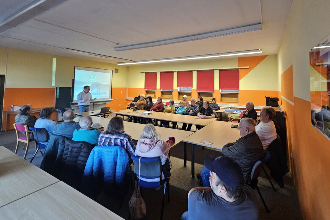 Amberg. Stadt Amberg und Stadtwerke entwickeln ein Energiekonzept für Luitpoldhöhe, bieten Beratungen und Thermografie-Spaziergänge zur Gebäudesanierung an.