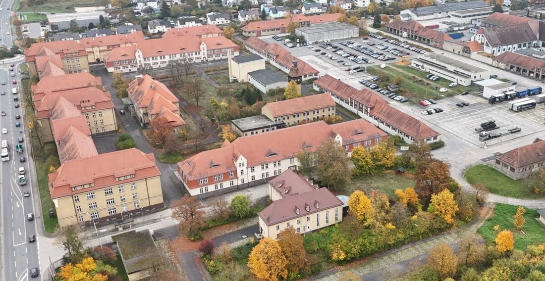 Amberg. Die Stadt entwickelt die ehemalige Leopoldkaserne zu einem neuen Stadtteil, Bürgerbeteiligung dazu am 31. März, Anmeldung bis 25. März erforderlich.