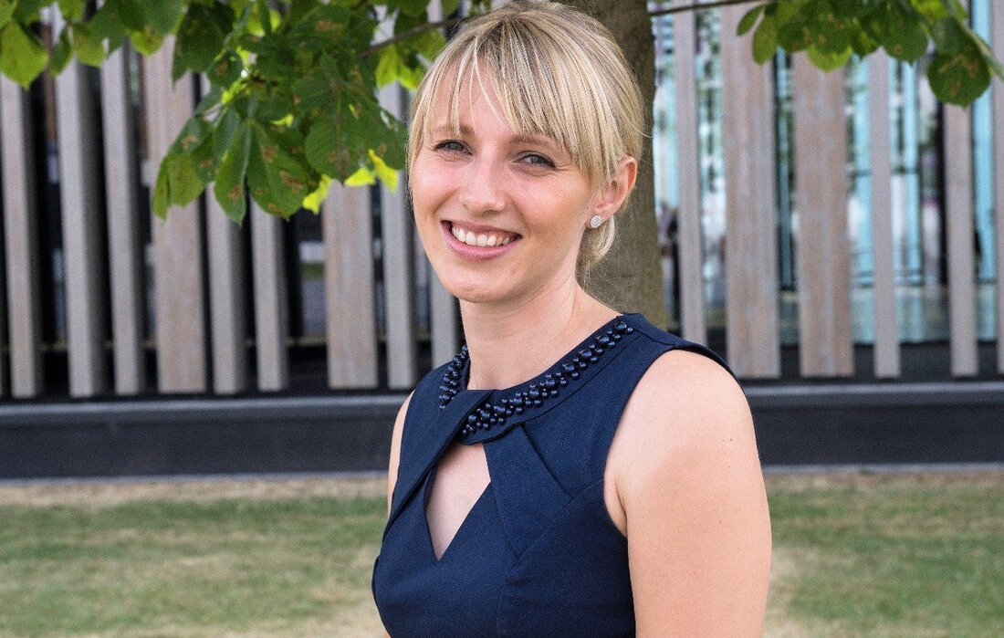 Weiden. 143 Absolventinnen und Absolventen erhielten in diesem Sommer ihre Bachelor-Urkunde an der Fakultät Betriebswirtschaft der OTH Amberg-Weiden. Sie starten jetzt in eine aussichtsreiche Zukunft – oder sind dort bereits angekommen. [&hellip;]