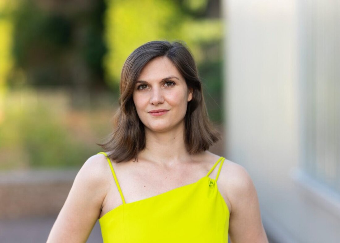 Speinshart. Am 18. Juli 2025 führt das Ensemble Nürnberg Barock mit Sopranistin Anna Feith durch eine musikalische Reise, gewidmet den Launen Fortunas. Die Veranstaltung in der Klosterkirche umfasst dramatische Arien und Instrumentalstücke.