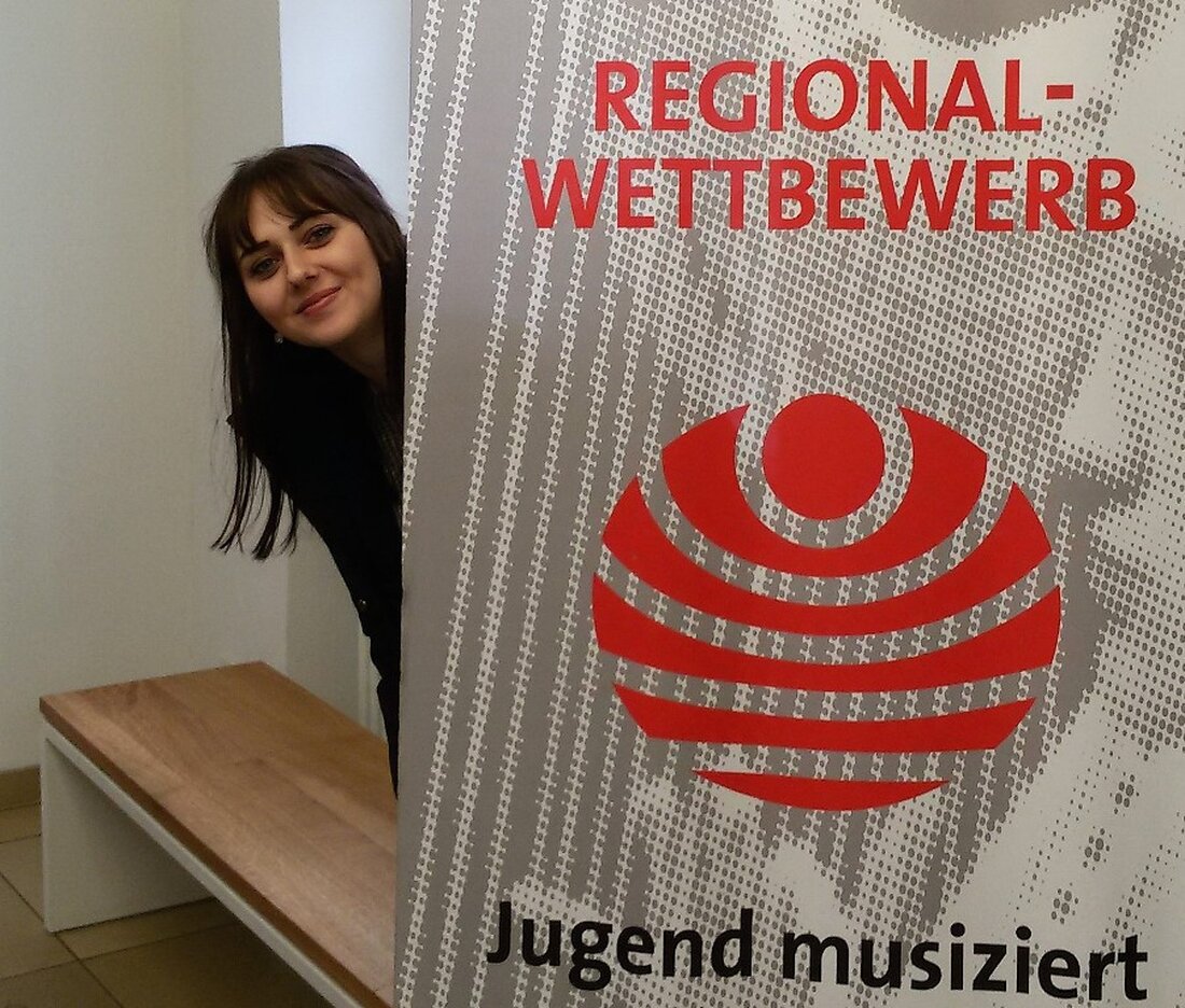 Parkstein. Die Sängerin Annika Krämer überzeugte auch in diesem Jahr die Jury bei “Jugend Musiziert”. Die Parksteinerin nahm beim Regionalwettbewerb den ersten Preis mit nach Hause. Bei dem Wettbewerb ist [&hellip;]