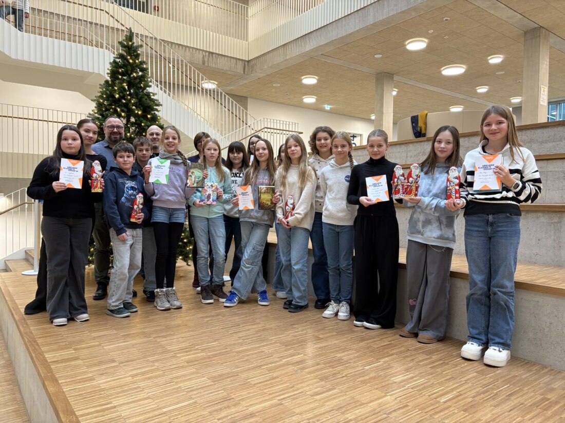 Kemnath. Am 4. Dezember traten die besten Leser der sechsten Klassen im Vorlesewettbewerb der Realschule am Tor zur Oberpfalz an. Die fünfköpfige Jury kürte Annika Kraus zur Schulsiegerin und schickt sie zum Regionalentscheid.