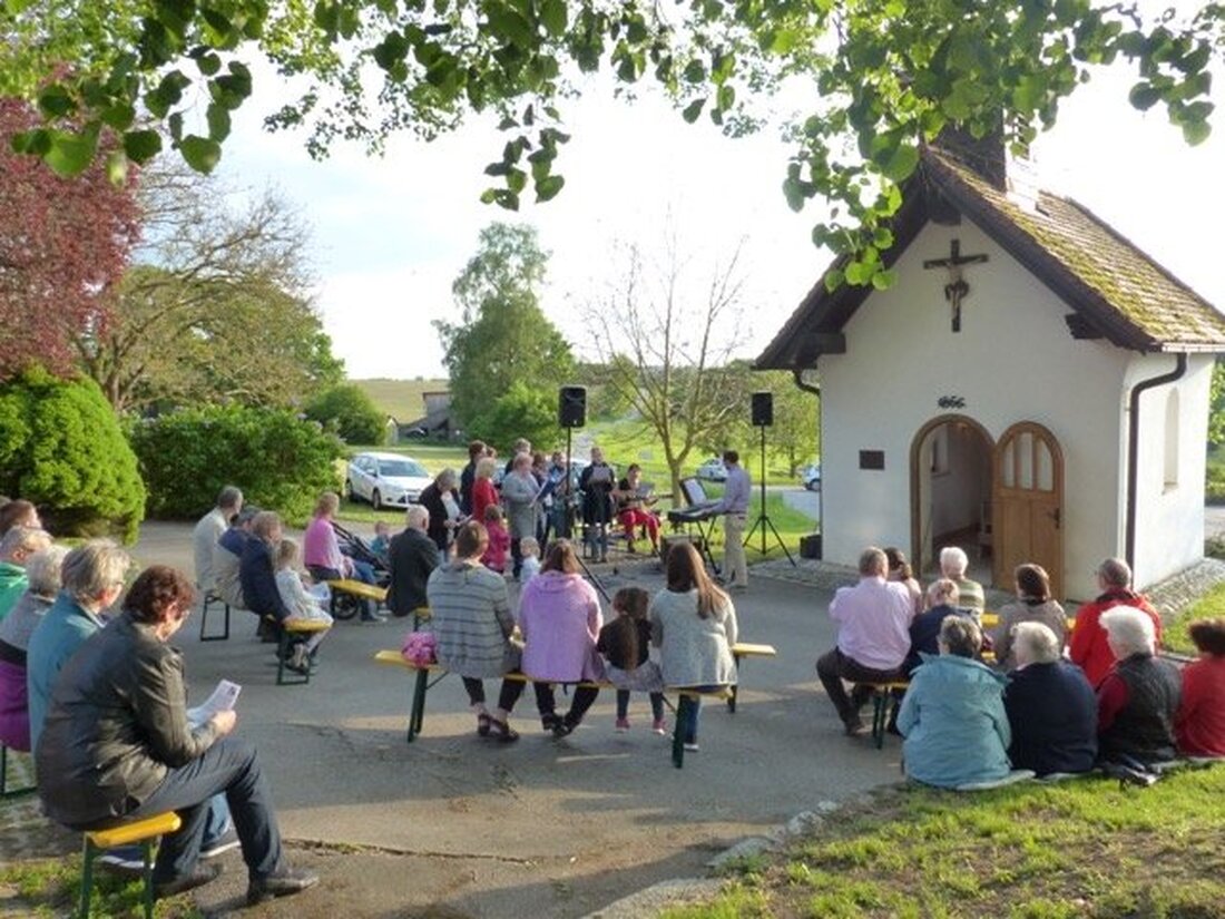 Weinrieth. Bedingt durch die momentane Situation wird die Maiandacht am Freitag, 8. Mai an der Bischof Anzer Kapelle heuer nicht stattfinden. Von Sieglinde Schärtl Diesmal hätte Pfarrer Andreas Schlagenhaufer, ein [&hellip;]