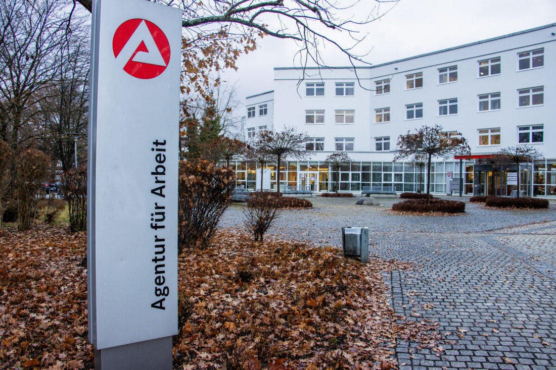 Weiden. Die Agentur für Arbeit bietet am 23. Oktober 2025 Vorträge zu Minijob und Rente um 9.00 in Tirschenreuth und um 14.00 in Weiden an. Anmeldung bis 16. Oktober 2025 und Teilnahme ist kostenlos.