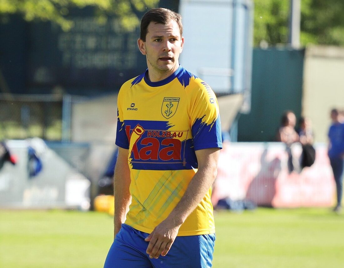 Etzenricht. Der SV Etzenricht reist am Sonntag zum Aufsteiger TV Nabburg, Anstoß ist um 15.15 Uhr. Trainer Andy Wendl fordert nach dem 0:0 wieder Torgefahr, der Gastgeber fokussiert sich aufs Liga-Duell.