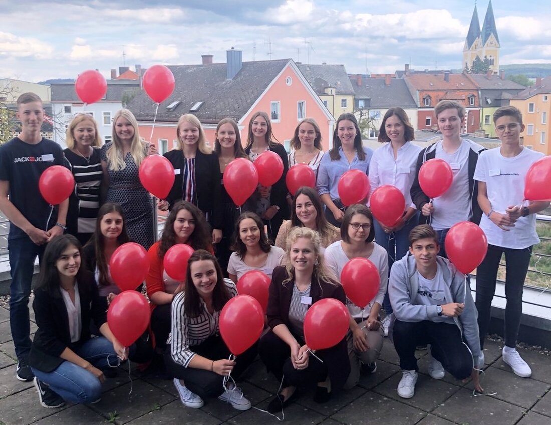 Weiden. 18 junge Kolleginnen und Kollegen starten ihre Ausbildung beziehungsweise ihr duales Studium bei Witt Weiden.  Zwölf der jungen Erwachsenen beginnen ihre Ausbildung, sechs ihr duales Studium in Weiden. Die [&hellip;]