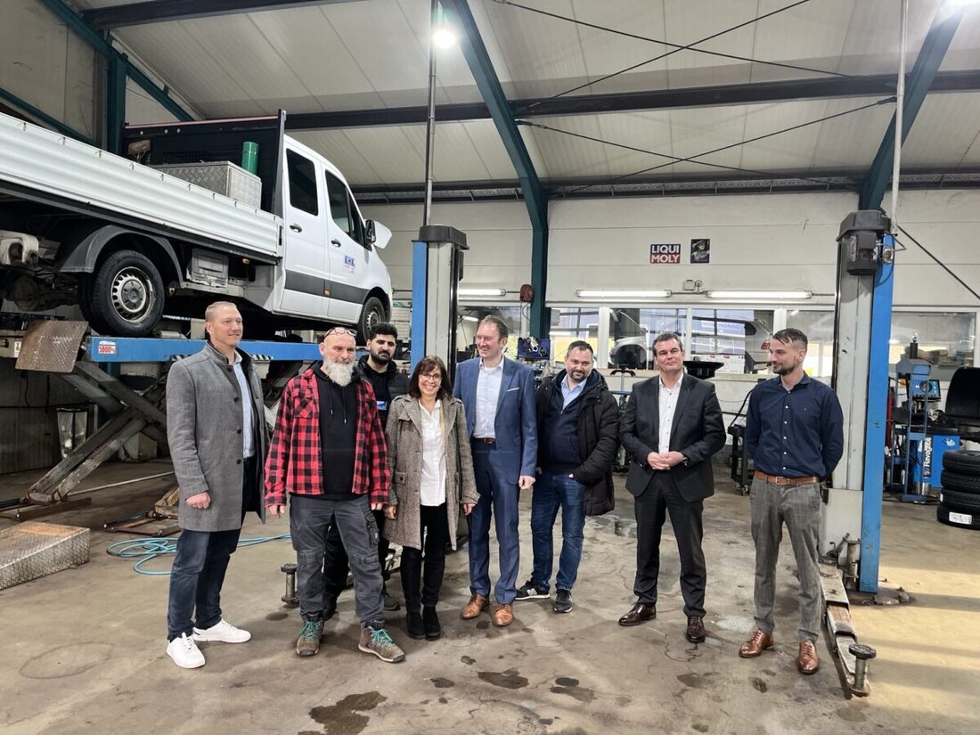 Weiden. Die Ausbildungsbilanz 2024/2025 zeigt eine positive Tendenz: mehr Bewerberinnen und Bewerber, mehr gemeldete Stellen. Arbeitsagentur, IHK und Handwerk mahnen Einsatz der Jugend und Offenheit der Betriebe.