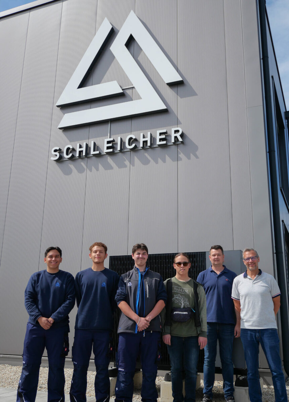 Pressath. Vier Azubis starten im September bei Ludwig Schleicher Anlagenbau: zwei Industriemechaniker, ein Elektroniker für Betriebstechnik und ein Technischer Produktdesigner.