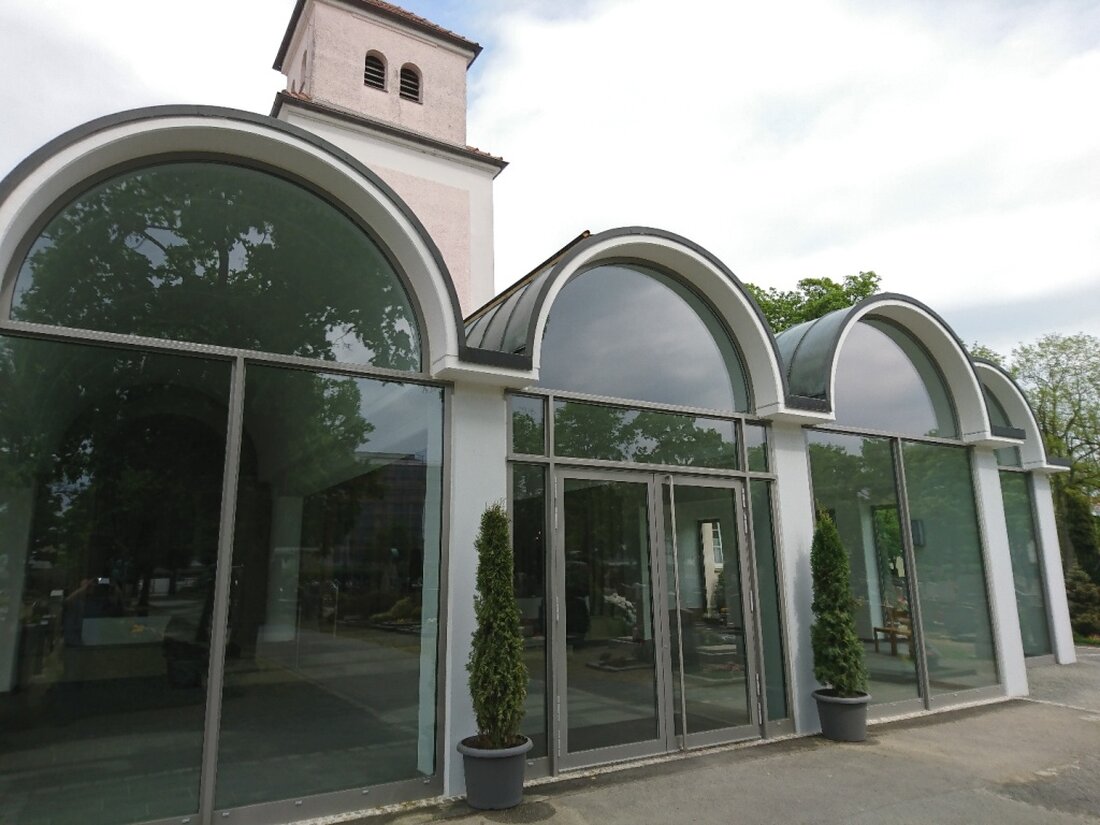 Weiden. Leichen- und Aussegnungshallen bleiben geschlossen. Trauerfeier im engsten Kreis. Aufgrund der Corona-Pandemie wurde der Katstrophenfall für ganz Bayern ausgerufen. Es gilt, alle Maßnahmen zu ergreifen um die Ausbreitung des [&hellip;]