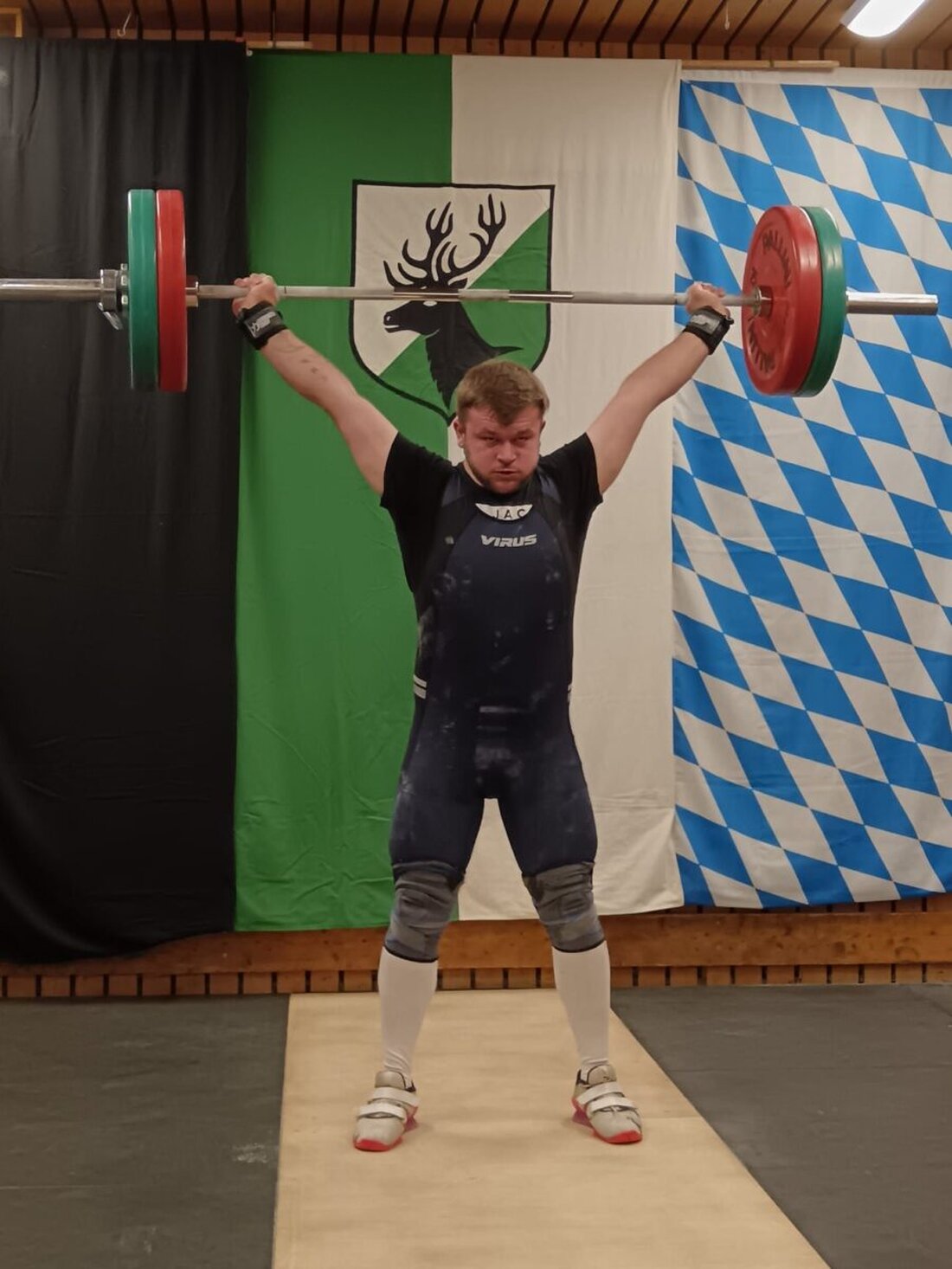 Forstenried. Nach ihrem Auftaktsieg gegen Waldkirchen ging es für die Gewichtheber des 1. AC Weiden am Samstag nach Forstenried. Auch hier konnten sich die Weidener erfolgreich gegen ihre Kontrahenten durchsetzen und mit 261,6 : 359,0 Punkten einen Sieg einfahren.