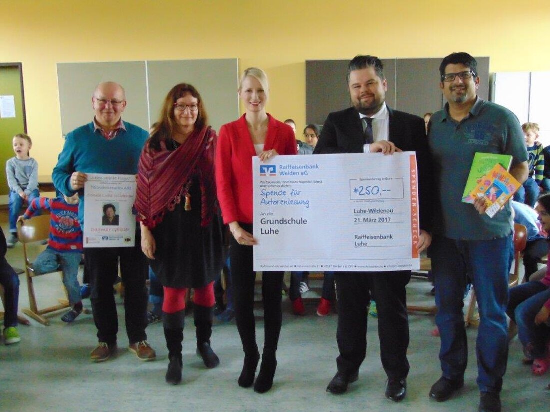 Luhe-Wildenau. Einen ganz besonderen Gast durften die Schüler der Grundschule gestern begrüße. Autorin Dagmar Geisler besuchte die Schule – im Gepäck hatte sie gleich zwei Bücher.  Die gelernte Grafikerin verstand [&hellip;]