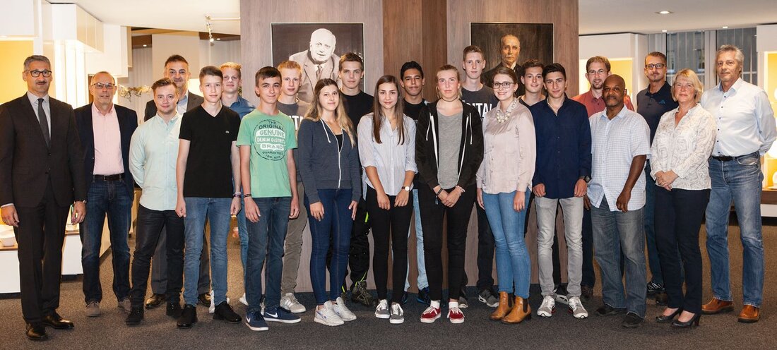 Weiden. Am 1. September starteten 17 neue Auszubildende ihr Berufsleben im Hause Seltmann Weiden. Davon werden vier junge „Einsteiger“ ihre Ausbildung im Werk Erbendorf durchlaufen. Insgesamt beschäftigt Seltmann Weiden – [&hellip;]