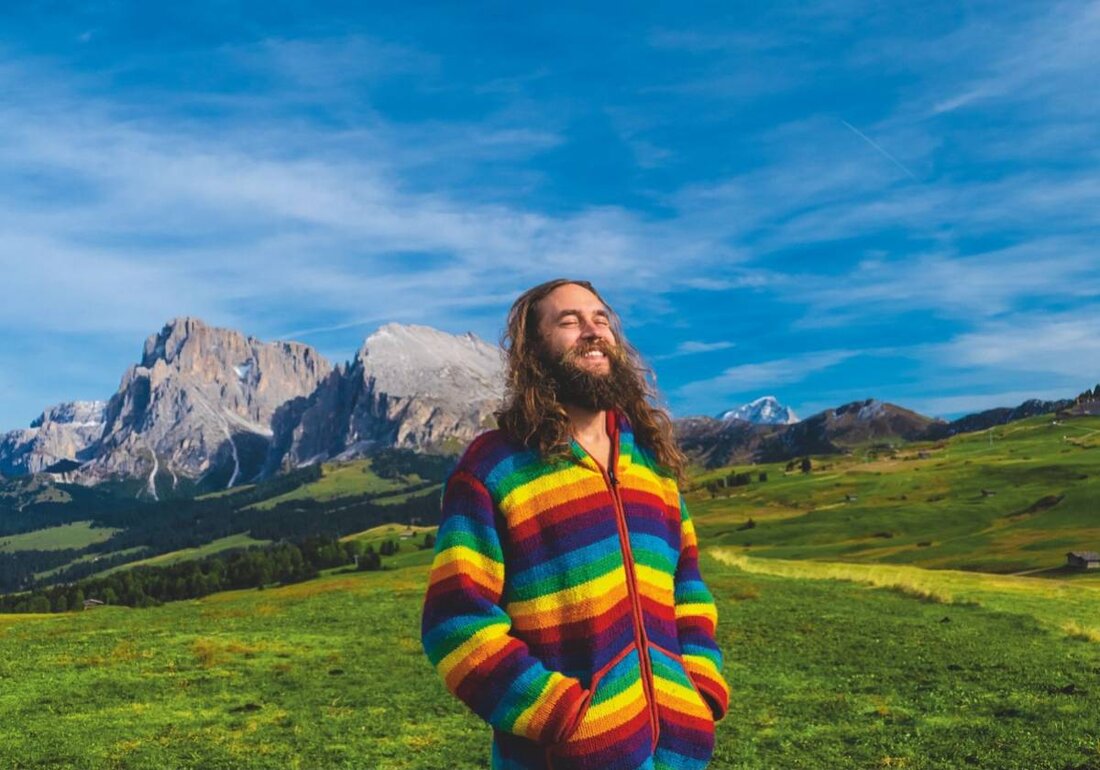 Kemnath. Der SV Waldeck veranstaltet am 11. Juli 2025 ein Konzert mit dem Rapper BBou auf dem Sportgelände in Kemnath, das für seine mitreißenden Oberpfälzer Rap-Performances bekannt ist. Tickets für diesen unvergesslichen Abend voller fetter Beats und epischer Vibes sind auf okticket.de erhältlich.