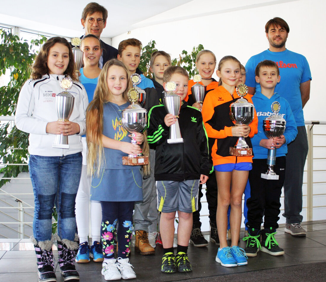 Amberg/Weiden. Spannende Spiele, knappe Ergebnisse und trotz des Wettkampfcharakters durchwegs faire Partien – das kennzeichneten die Tennis-Bezirksmeisterschaften der Jugend weiblich und männlich, die am Wochenende beim TC Amberg am Schanzl [&hellip;]