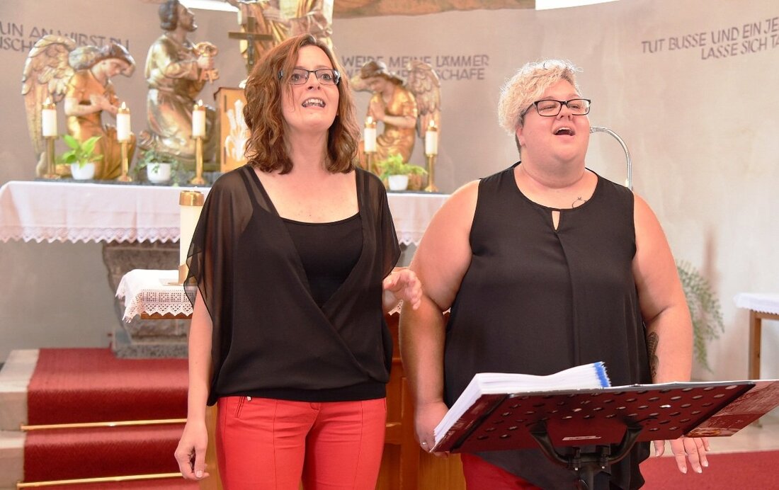 Erbendorf. Die Steinwaldkirche in den Wäldern bei Erbendorf soll renoviert werden. Starke Stimmen der „Soulmate-Singers“ tragen ein Stück Hilfe bei.  Von Jürgen Wilke  Der Förderverein Steinwaldkirche in Wäldern bei Erbendorf [&hellip;]