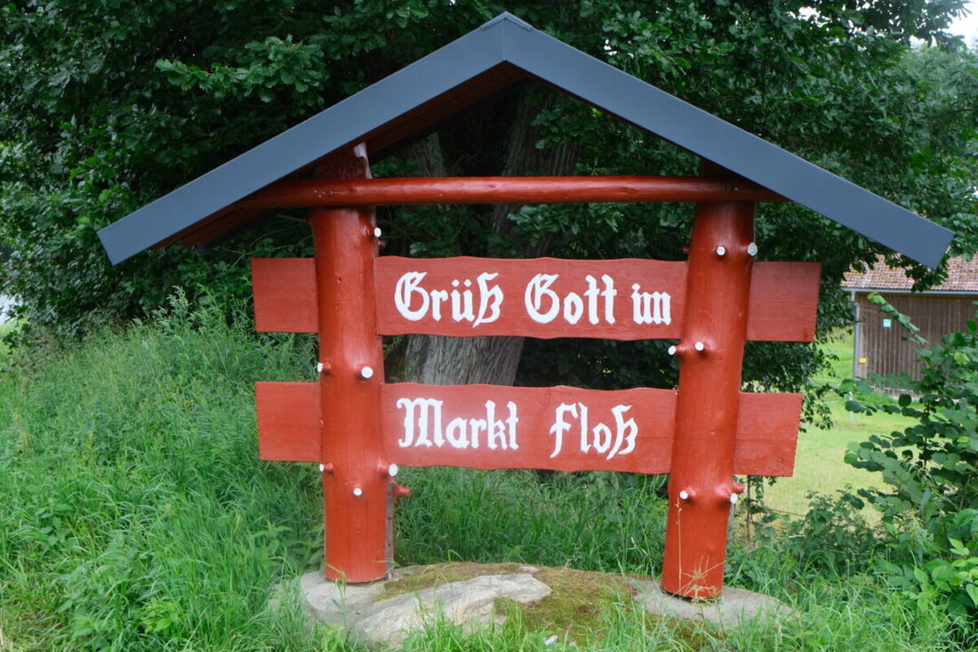 Floß. Das Backofenfest des Oberpfälzer Waldvereins, Zweigverein Floß und Umgebung, findet als Jahreshighlight am Samstag, 2. August, um 15 Uhr statt. Vorbereitungen für das Jubiläumsjahr 2026 laufen bereits, mit Veranstaltungen wie einem Heimatnachmittag und der Hauptversammlung geplant.