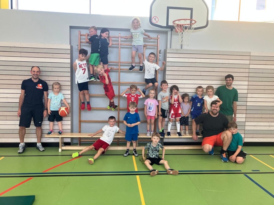 Neustadt/WN. Die DJK-Ballschule zieht nach ihrem ersten, erfolgreichen Jahr Bilanz und verabschiedet sich in die Sommerpause. Ab September geht es freitags von 15 bis 16 Uhr weiter, neue Kinder sind willkommen.
