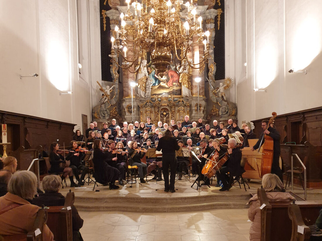 Weiden. Am Sonntagabend begeisterte Barockmusik in der Michaelskirche die Zuhörer, unter anderem mit Werken von Telemann und Bach.