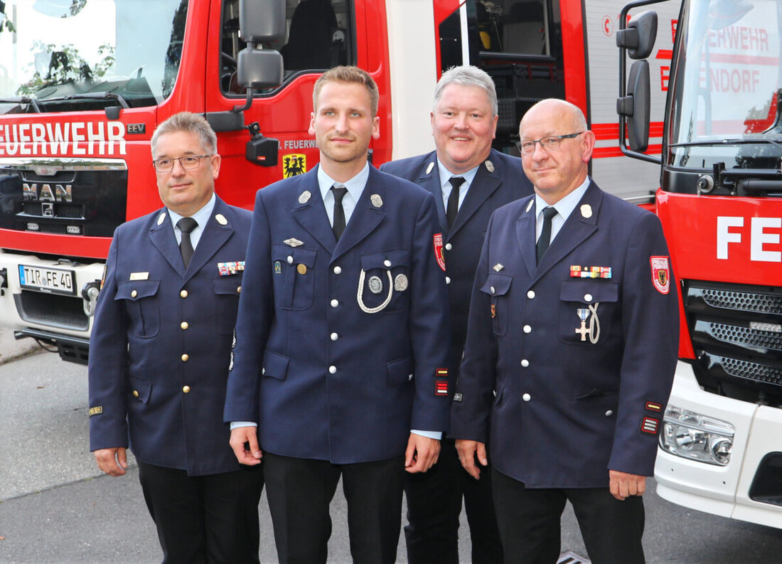 Erbendorf. Nach 20 Jahren bekommt die Feuerwehr eine neue Spitze: Der 23-jährige Bastian Kaiser wurde in einer Dienstversammlung zum ersten Kommandanten gewählt. Wolfgang Gruber bleibt sein Stellvertreter für sechs Jahre.