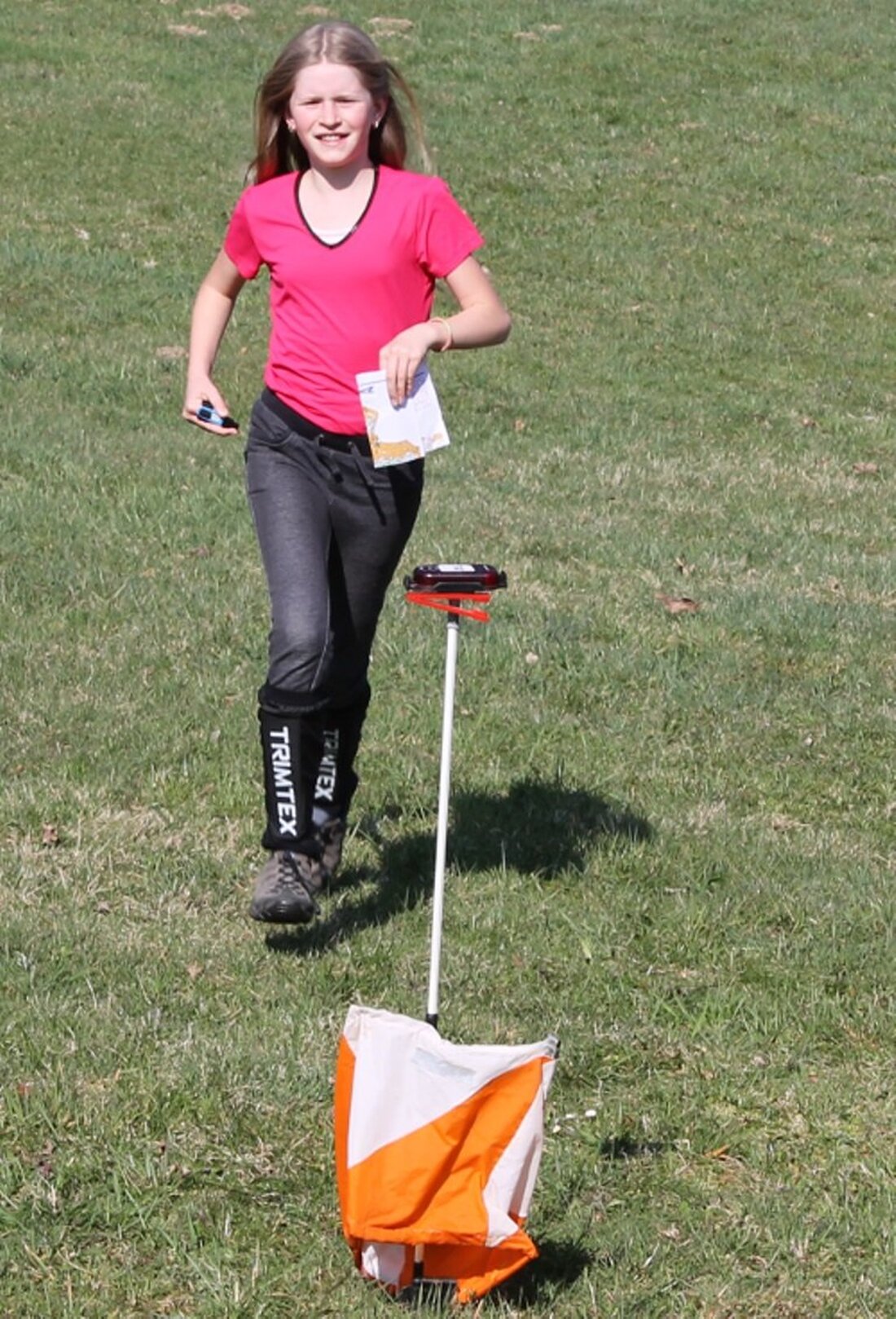 Pechbrunn/Mitterteich. Luise Döhler läuft zu ihrem Glück: Bei den Bayerischen Meisterschaften im Mitteldistanz-Orientierungslauf holt sie sich die Silbermedaille.  An den Hängen des Dreitannenriegels fanden in diesem Jahr die Bayerischen Meisterschaften [&hellip;]
