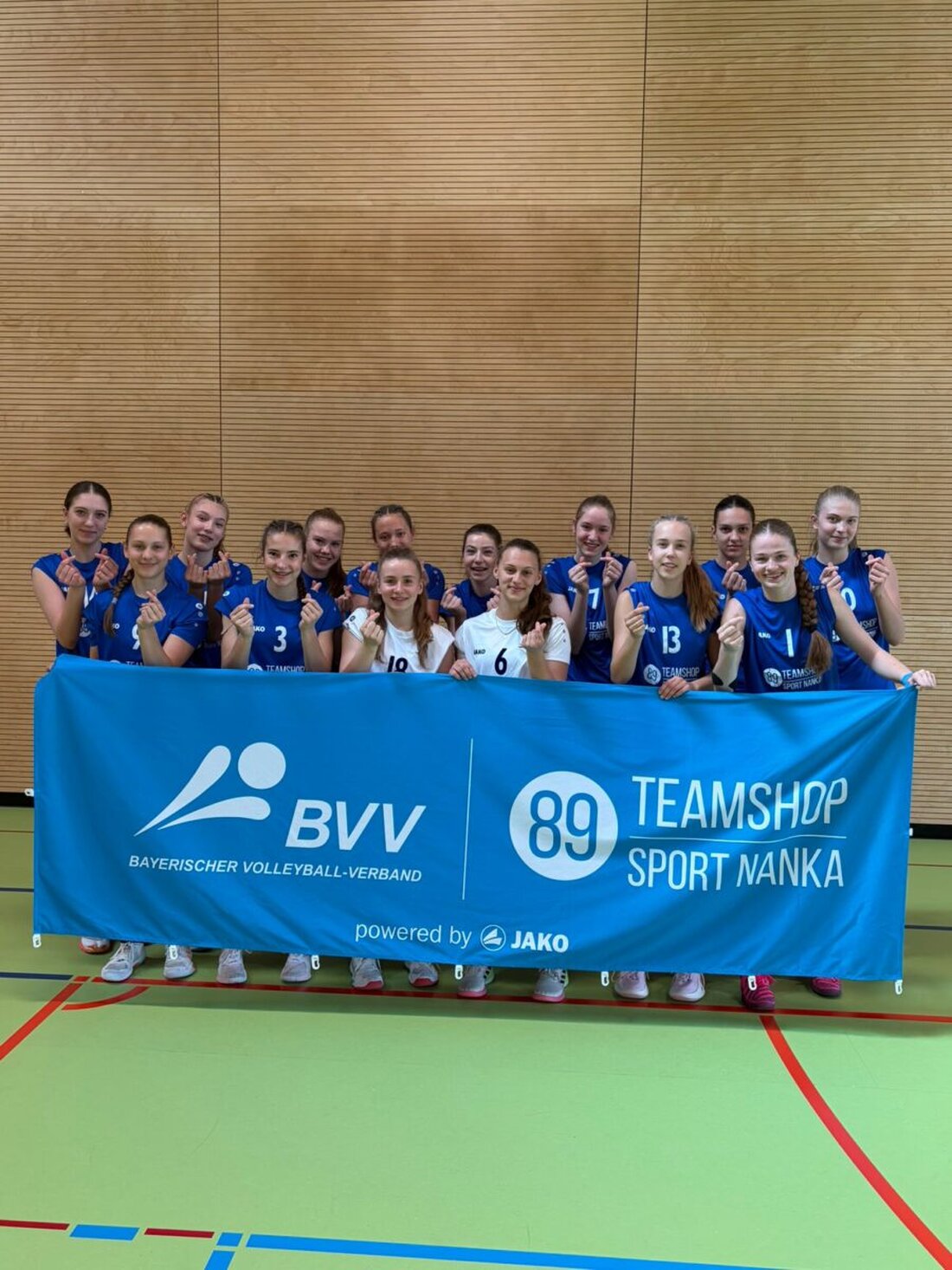 Amberg. Am Freitag beginnt in Dresden der Volleyball-Bundespokal U 16 – der Bundespokal mit den Auswahlteams aller Landesverbände des Deutschen Volleyball-Verbandes gilt als Sichtungsturnier für die Nationalmannschaft. Bayerns Top-Talente zählen traditionell neben Sachsen und dem Westdeutschen Volleyball-Verband zu den Favoriten beim Sichtungsturnier.