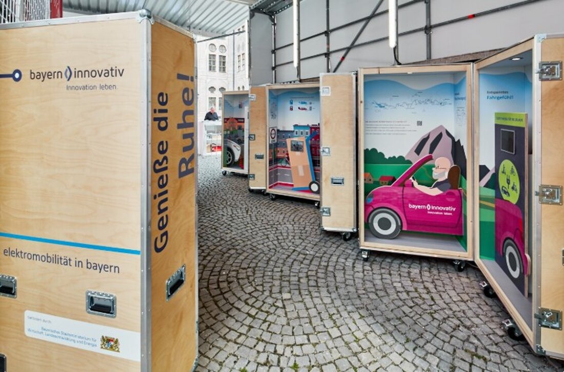 Burglengenfeld. Vom 1. Dezember bis 19. Dezember 2025 zeigt die Stadthalle eine interaktive Wanderausstellung zur Elektromobilität. Die Eröffnung ist am 1. Dezember um 18.30 Uhr, Anmeldung bis 27. November erwünscht.