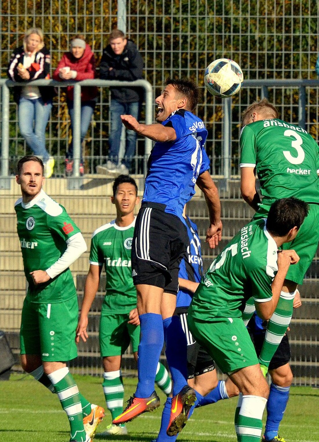 Weiden. Talfahrt vorerst gestoppt: Der Fußball-Bayernligist SpVgg SV Weiden hat am Samstagnachmittag im Heimspiel vor 230 Zuschauern gegen die SpVgg Ansbach mit dem 2:1 (1:0) vorerst wieder in die Erfolgsspur [&hellip;]