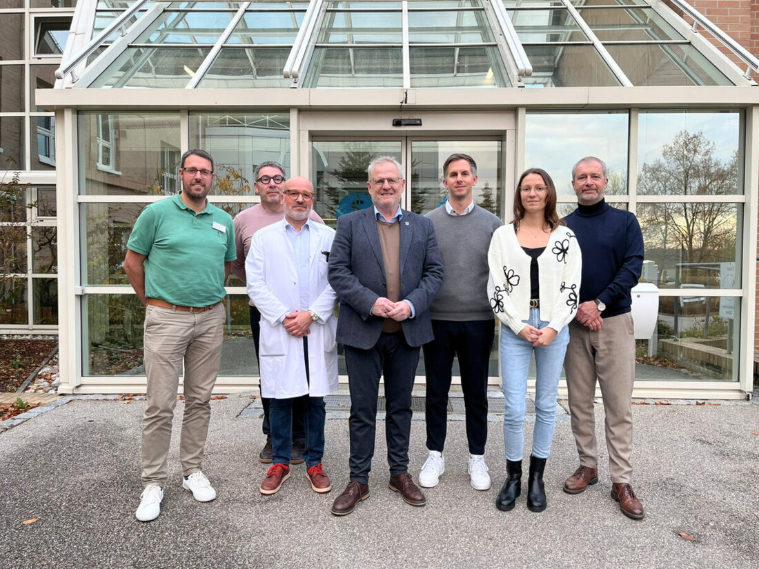 Schwandorf. Oberbürgermeister Andreas Feller und die städtische Wirtschaftsförderung besuchten die Asklepios Klinik Lindenlohe. Thema waren Versorgung, Technik und Digitalisierung im Klinikalltag.