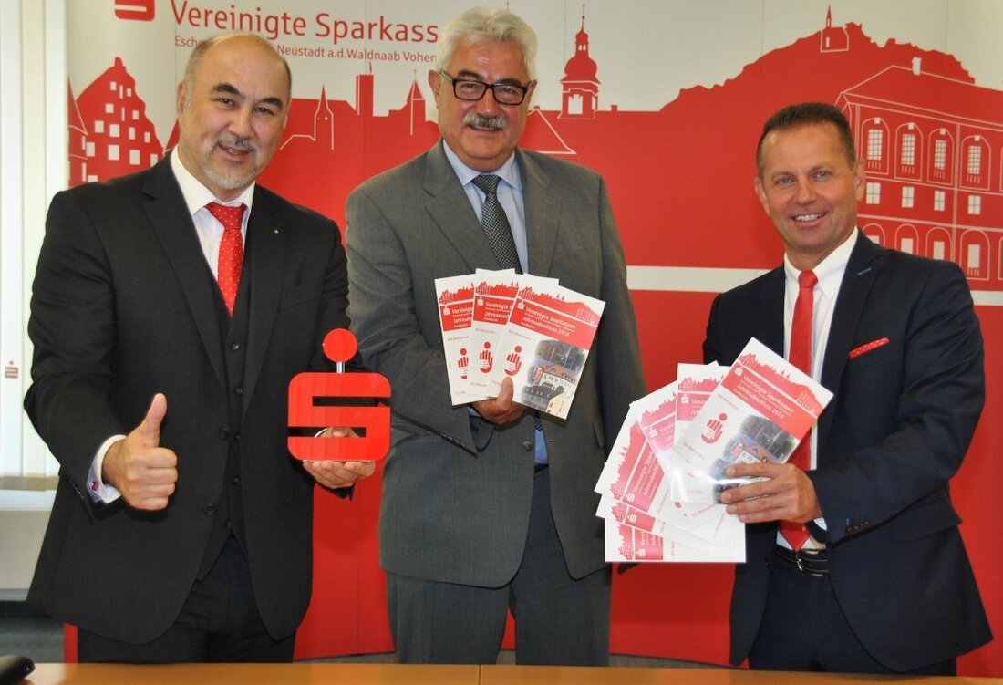 Neustadt/WN. Die Sparkasse zieht Bilanz: Auch wenn die niedrigen Zinsen die Banken immer noch ärgern, können sich die Vereinigten Sparkassen Eschenbach i.d. Opf Neustadt a.d. Waldnaab Vohenstrauß über ein positives [&hellip;]