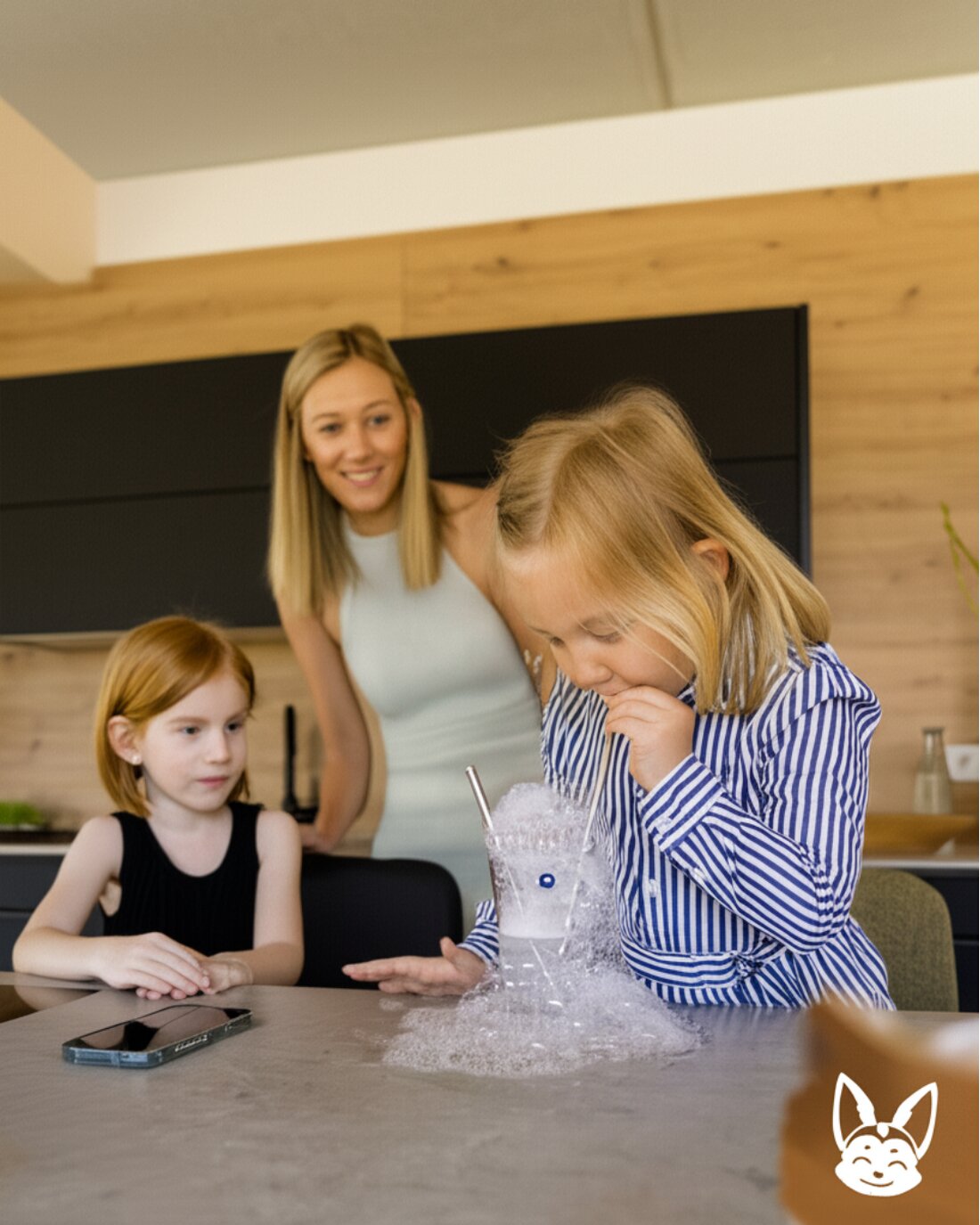 Weiden. Die Geschäftsstelle in der Robert-Bosch-Straße zieht im Dezember 2024 um und bietet nun einen barrierefreien SB-Cube mit Geldautomat bei Rossmann.