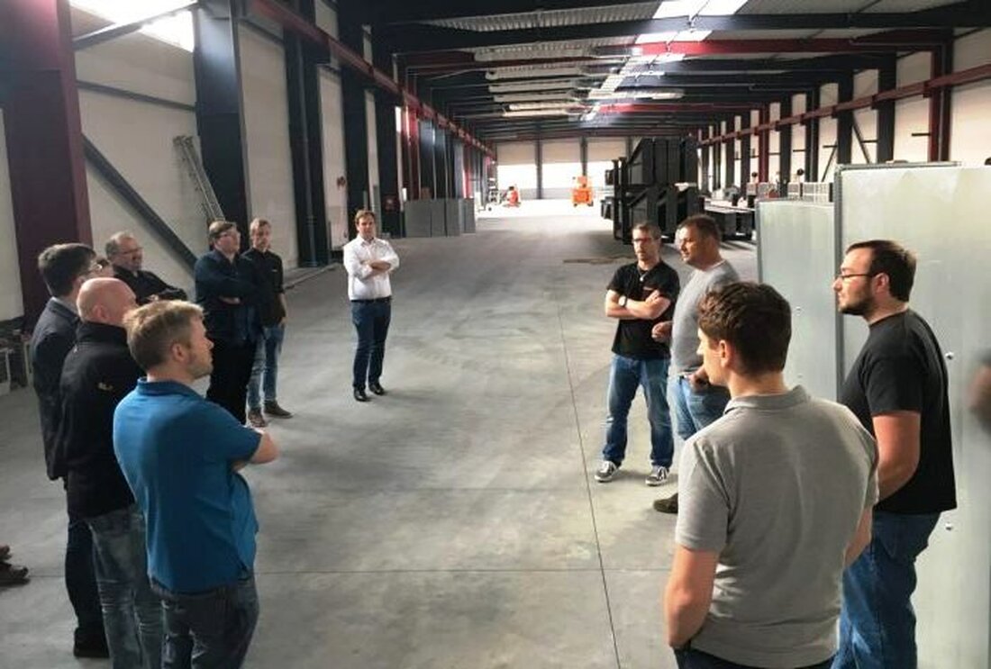 Waidhaus. Hagendorf steht als Ortsteil von Waidhaus für ländliche Ruhe und Beschaulichkeit. Am Ortsrand lässt sich aber gerade das Gegenteil beobachten. Genau auf der Grenze zur Nachbarstadt Pleystein wächst eines [&hellip;]