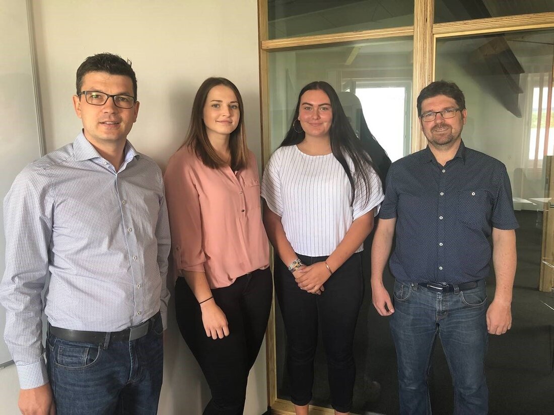 Erbendorf. Seit diesem Jahr ist das Team der advance.media GmbH – Die Ideenküche wieder um zwei Auszubildende reicher. „Es hat sich bewährt, unsere Spezialisten von morgen selbst auszubilden.“, sagt Dominik [&hellip;]