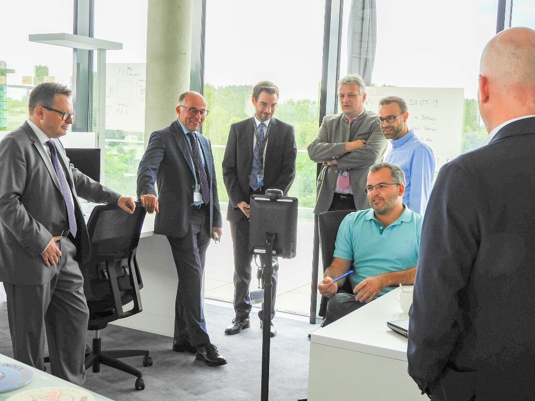 Weiherhammer. Auf Einladung von Dr. Stephan Oetzinger MdL war Roland Weigert MdL, Staatssekretär im Bayerischen Staatsministerium für Wirtschaft, Landesentwicklung und Energie, im Science Park C4 in Weiherhammer zu Gast, um [&hellip;]