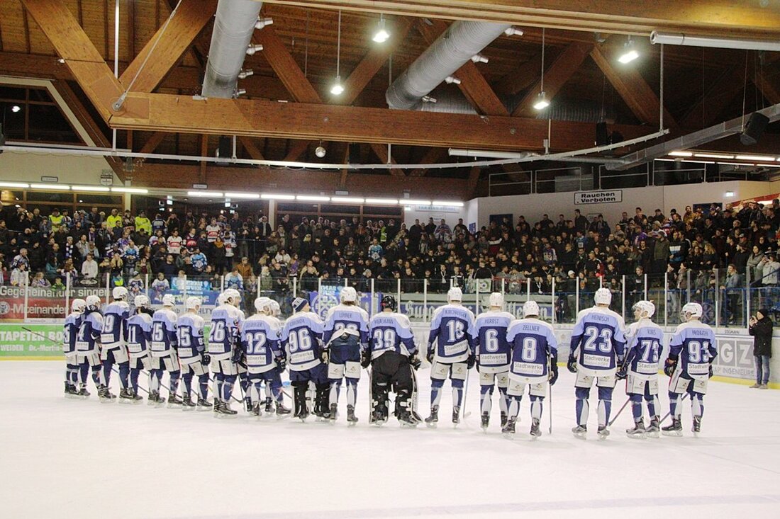 Weiden. Die Verantwortlichen der Blue Devils Weiden haben sich aufgrund der vielen Verletzten im Team noch einmal auf dem Transfermarkt umgesehen und mit dem jungen Stürmer Simon Hintermeier einen weiteren [&hellip;]