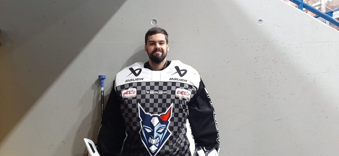 Weiden. Die Blue Devils Weiden reagieren auf den Ausfall von Marco Wölfl und lizenzieren den Torhüter Jakub Tichý, der zuvor in der USHL und Tschechien spielte.