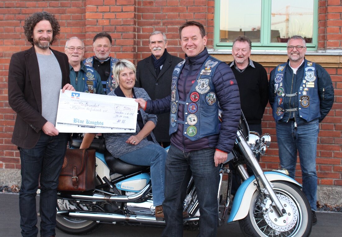 Weiden. Der Motorradclub “Blue Knights” Weiden fand wieder eine passende Organisation, an die sie ihre jährliche Weihnachtsspende überreichen konnten. Die Voraussetzungen waren: Ältere Menschen, das Geld sollte in der Region [&hellip;]