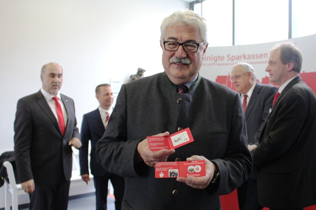 Neustadt/WN. In der kleinsten Kreisstadt Bayerns steht in diesem Jahr ein großes Jubiläum vor der Tür: 800 Jahre Neustadt an der Waldnaab. Als Geschenk für den runden Geburtstag gibt es [&hellip;]