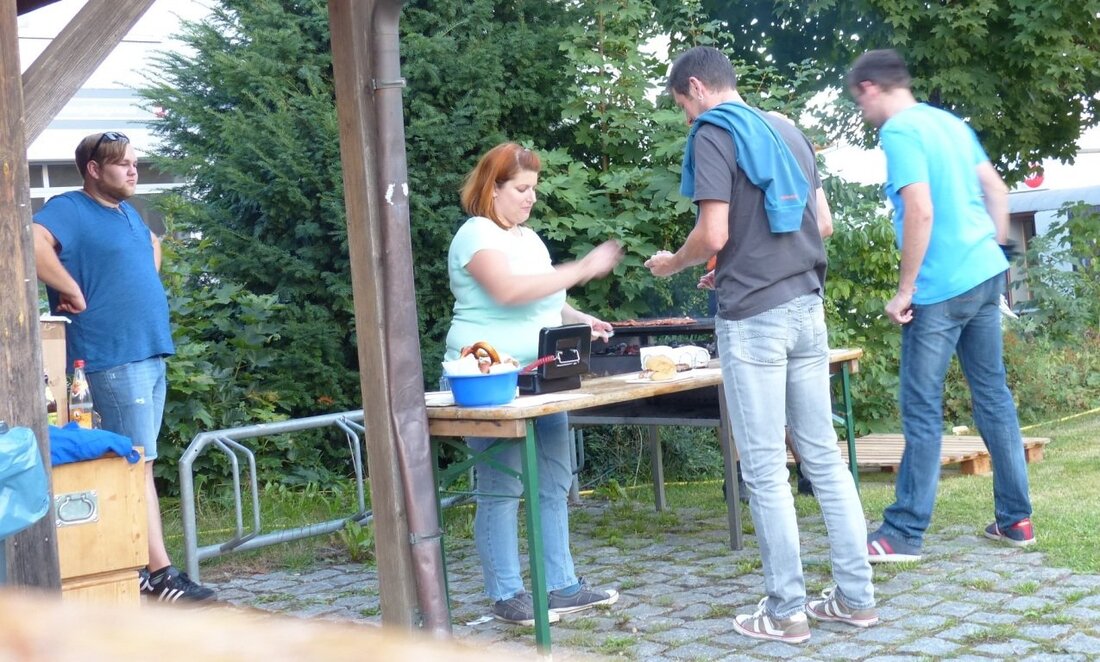 Neudorf. Das Brunnenfest der Jungen Union (JU) Neudorf bei Luhe war wieder ein großartiger Erfolg. Die Neudorfer JU muss aber schon einen besonderen Draht zu Petrus haben – bei dem [&hellip;]