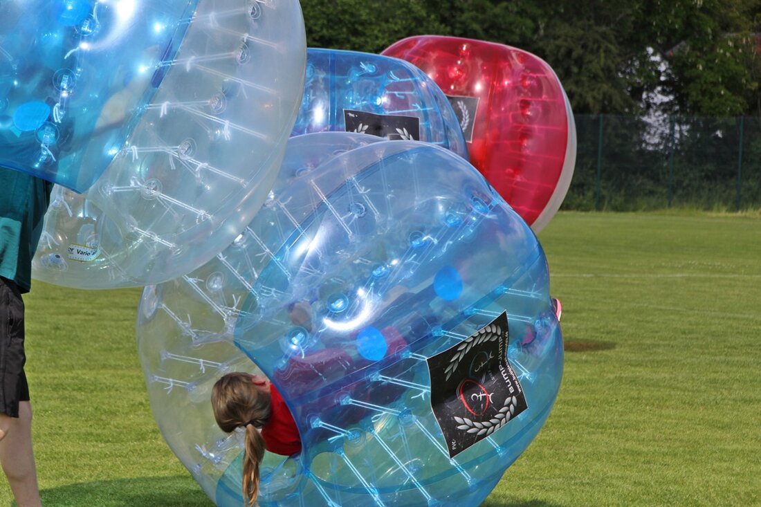 Neustadt/Kulm. Bestes Wetter am Fuße des Kulms: 16 Mannschaften kämpften am Wochenende um den Titel beim zweiten Bubble Ball Turnier der SpVgg Neustadt am Kulm.  Ein Bubble Ball ist wie [&hellip;]