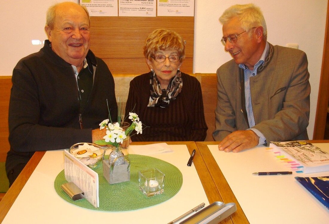 Mitterteich. Die Lebens- und Liebesgeschichte von Annelie Woodstrom hat ihren Ursprung in Mitterteich. In ihren Büchern lässt die 93-Jährige ihre Leser daran teilhaben – und berührt damit.  Von Werner Männer  [&hellip;]