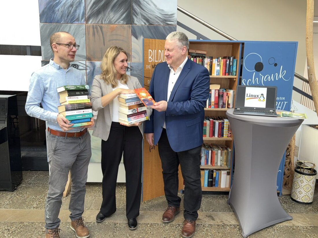 Amberg-Sulzbach.
Das neue vhs-Frühjahrsprogramm setzt auf Wissen, Kultur und Demokratie.
Höhepunkt ist die Fahrt zur Leipziger Buchmesse am 22. März; zudem locken Führungen, Kurse und Vorträge im ganzen Landkreis.