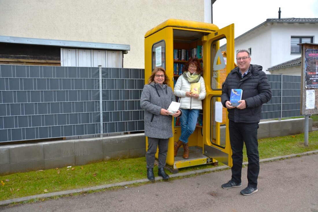 Teublitz. Die Bücherzelle des Verbunds „Städtedreieck liest“ hat einen neuen Standort gefunden. Nachdem sie mehrere Monate in Münchshofen stationiert war, zog die „Bring-and-Take“-Bücherei Mitte November weiter. Leseratten und Bücherfreunde finden sie nun im Ortsteil Katzdorf.