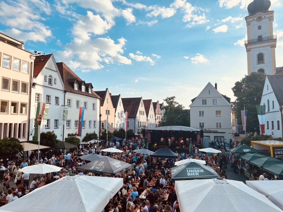Weiden. Der Stadt Weiden steht ein heißes Festwochenende bevor. Am Samstag und Sonntag findet das 53. Bürgerfest statt, erstmals bereits mit großem Programm ("Highline" und "RockConnection") am Samstagabend - und einem ECHO-Gewinnspiel.