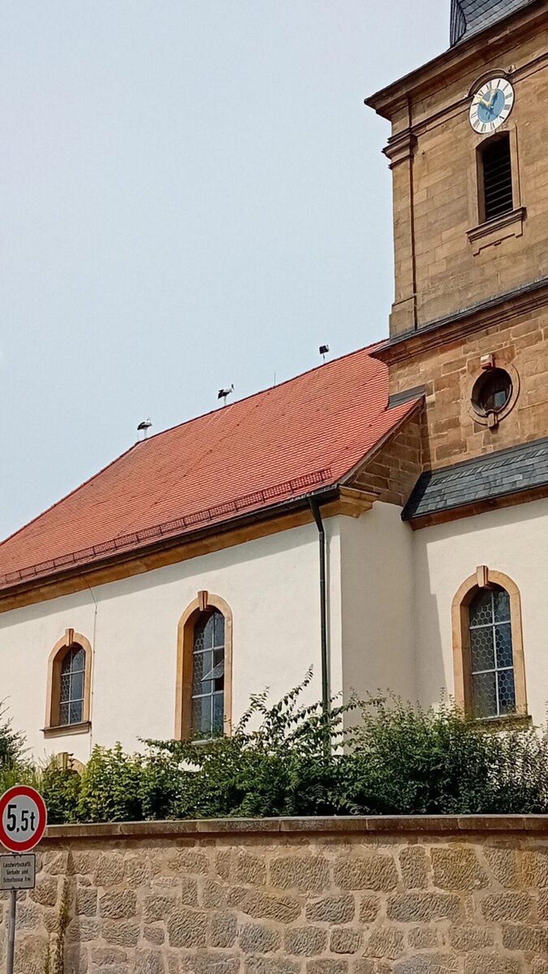 Oberbibrach. Im Schützenhaus diskutierten Bürger und Kandidaten länger als geplant. Themen waren Schule, Feuerwehr, Verkehr, Wasserpreise, Finanzen und Hochwasserschutz; nächster Termin ist der 19. Februar, 19 Uhr.