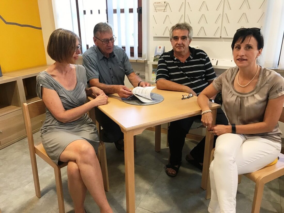 Parkstein. Es ist soweit und der Parksteiner Bürgertreff öffnet heute um 18:00 Uhr im Benefizium, Schlossgasse 5 in Parkstein seine Türen. Liebevoll und zweckmäßig eingerichtet soll der Bürgertreff allzeit Menschen [&hellip;]