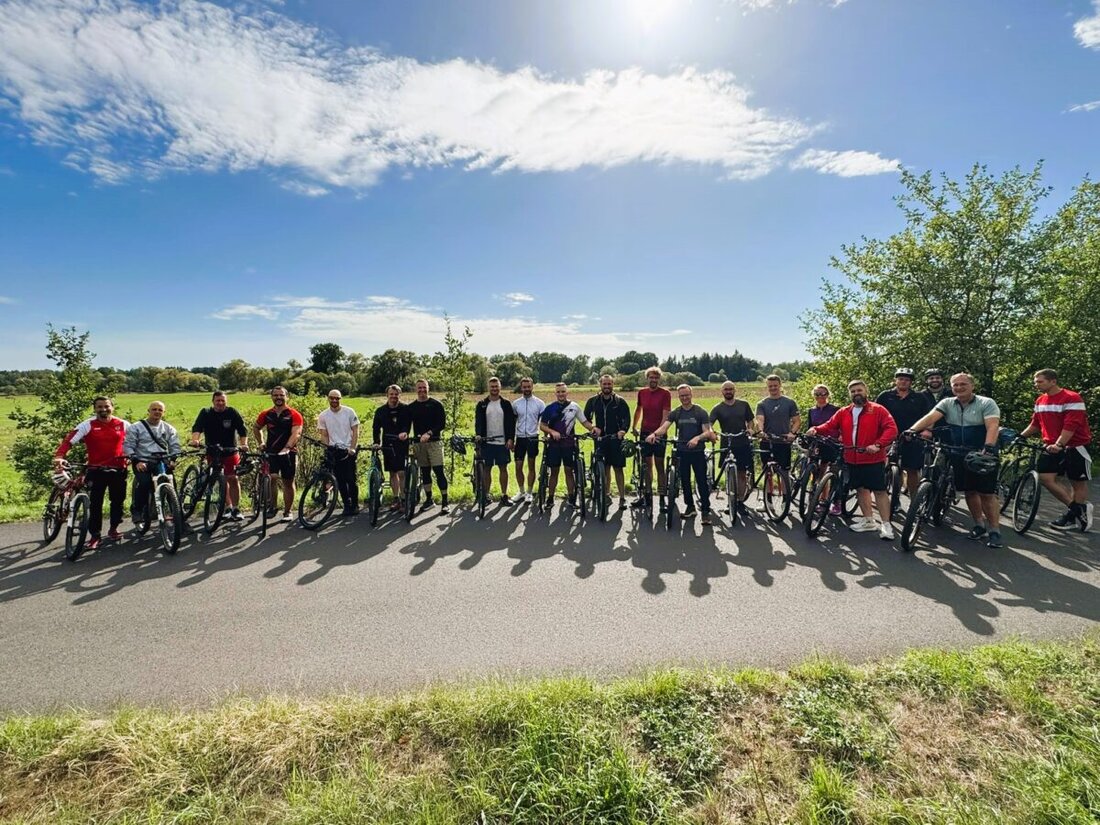 Weiden. Die Bundeswehr radelt auch 2026 beim STADTRADELN mit und sammelt vom 24. August bis 13. September im Team Bundeswehr Weiden Kilometer. Am 10. September stand das Team bei 3.250 Kilometern auf Platz sieben von 61 Teams.