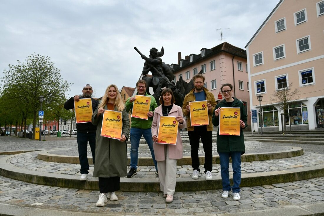 Burglengenfeld. Am 27. April 2025 lädt Burglengenfeld zum "Familientag" mit einem umfangreichen Programm beim St. Georg-Jahrmarkt und verkaufsoffenen Sonntag ein. Attraktionen für Kinder und Familien stehen von 12 bis 17 Uhr bereit, während Geschäfte und der Jahrmarkt besondere Angebote präsentieren.