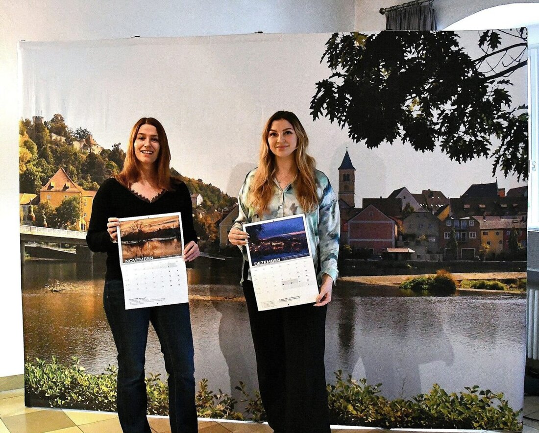 Burglengenfeld. Der Kalender 2025 mit Motiven zu "Burglengenfeld im Wandel der Jahreszeiten" ist jetzt im Rathaus und weiteren Verkaufsstellen für vier Euro erhältlich.